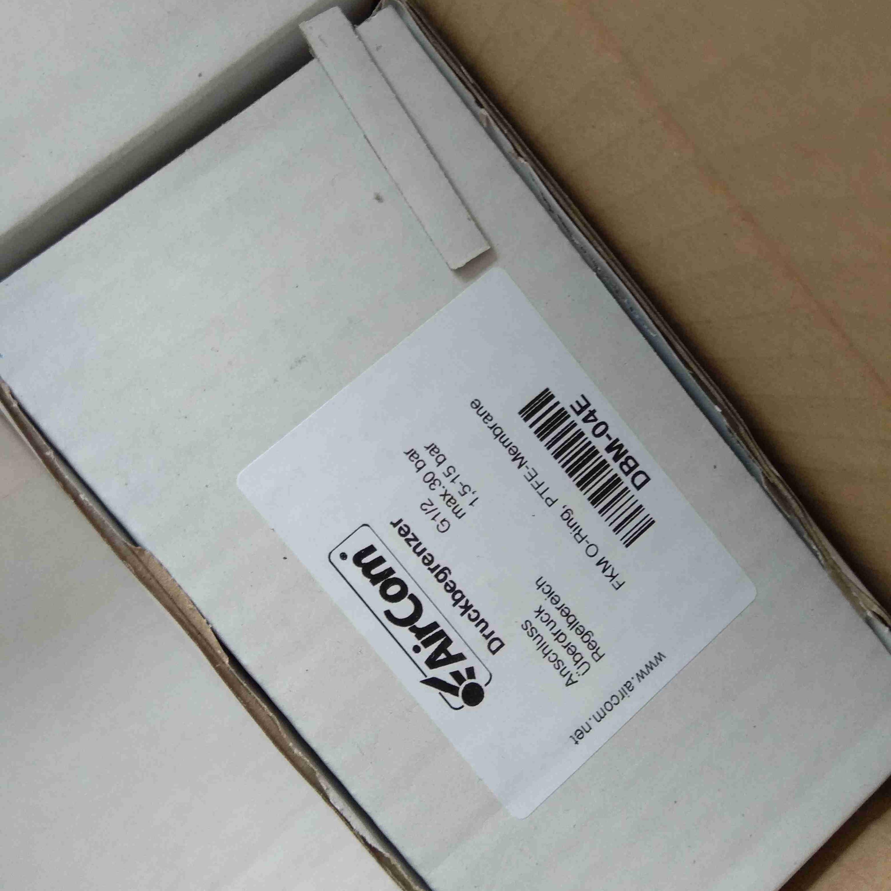 希而科携手AirCom 代理供应减压阀DBM-04D