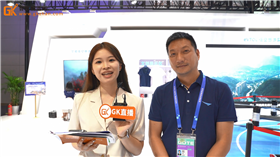 亿航旗舰産品EH216-S实机亮相第四届全球数贸会